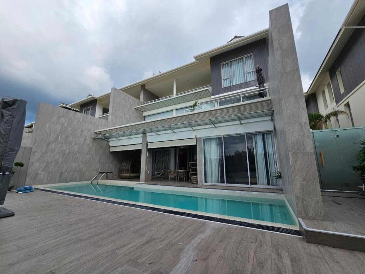 Angsana Beachfront Residences Apartment Phuket